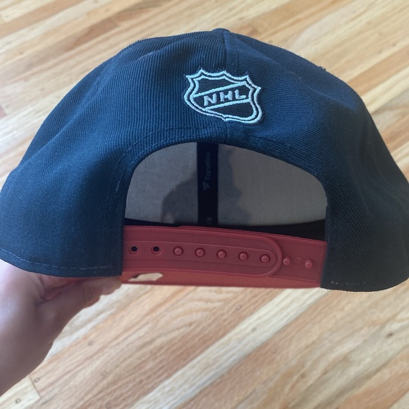 NBW Arizona Coyotes Fanatics SnapBack - Picture 2 of 3